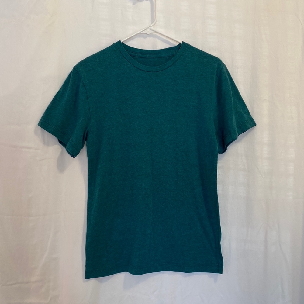West 49 Short Sleeve Tshirt - size S